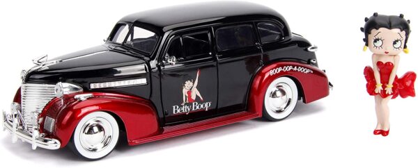 Jada Toys Betty Boop y 1939 Chevy Master Deluxe- 1: 24 - Imagen 2