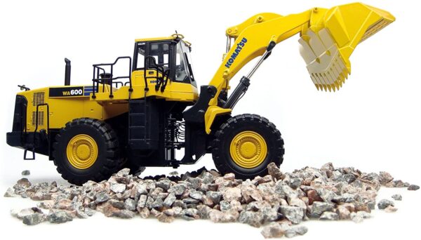 Universal Hobbies Komatsu WA 600 Cargador de ruedas