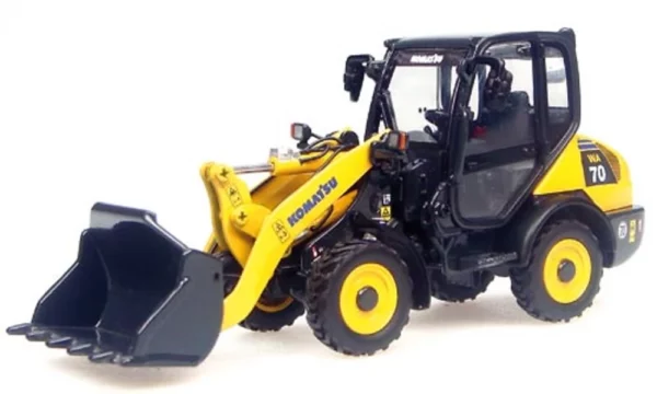 KOMATSU WA70 Pala cargadora con ruedas UH 1/50