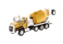 Caterpillar CT660 McNeilus Bridgemaster 1:64