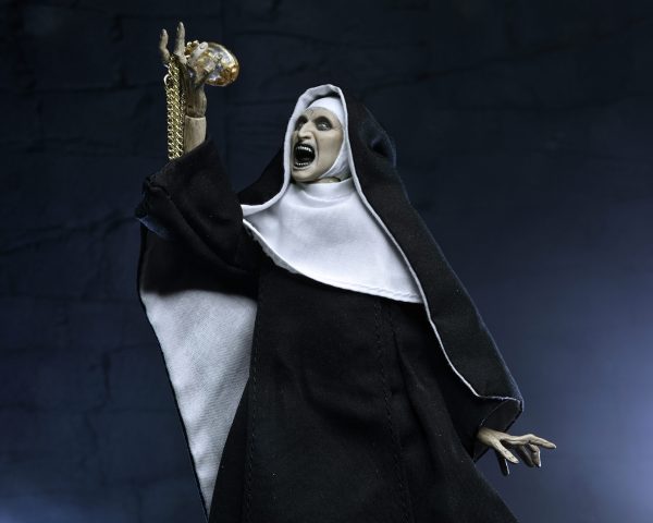 The Conjuring Universe 7” Scale Action Figure – Ultimate Valak (The Nun) - Imagen 2