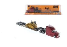 Tractor tándem Peterbilt Modelo 579 UltraLoft  1:87 con remolque Lowboy y Bulldozer Cat D5M |