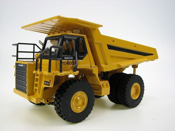 Komatsu HD605-5 1:50